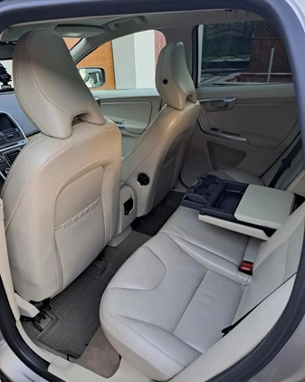 Volvo XC 60 cena 73000 przebieg: 161000, rok produkcji 2014 z Zwierzyniec małe 704